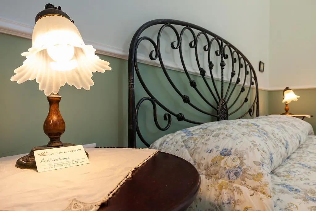 **** Bed & Breakfast At Home Lettieri Naples Italy
