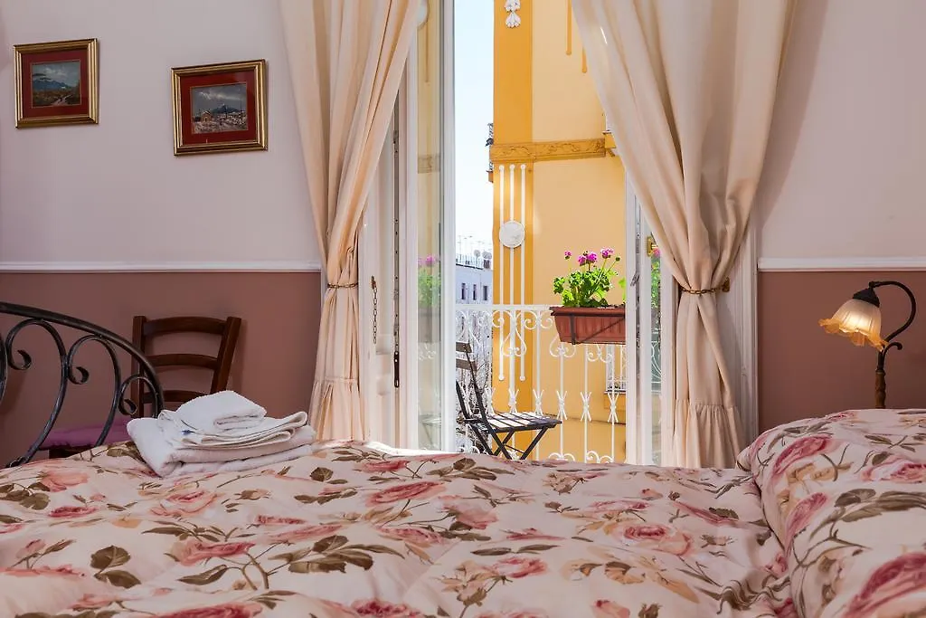 At Home Lettieri Naples