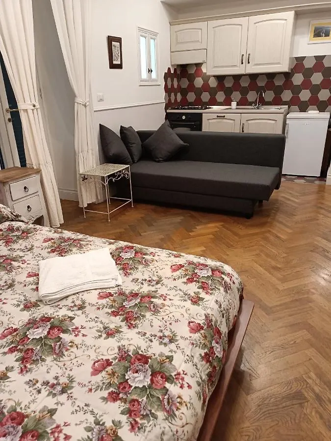 **** Bed & Breakfast At Home Lettieri Naples Italy