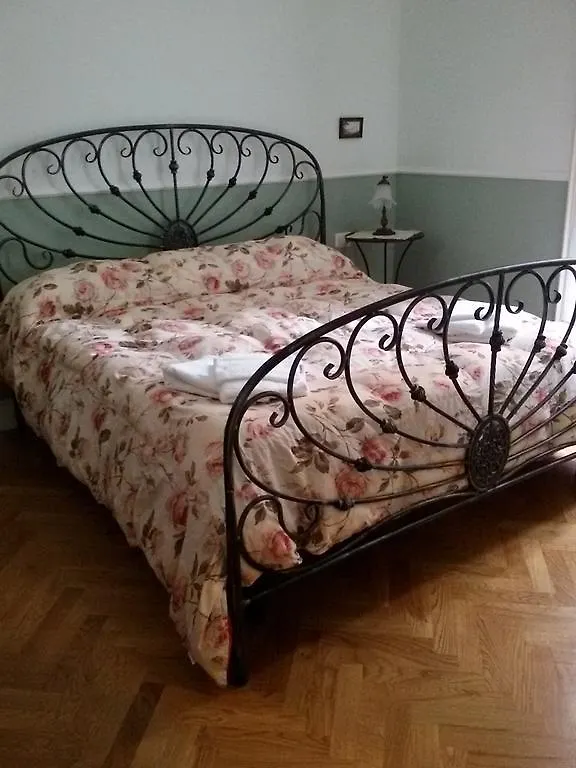 At Home Lettieri Naples Bed & Breakfast